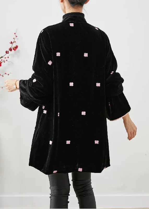 Unique Black Embroideried Chinese Button Silk Velour Coats Winter