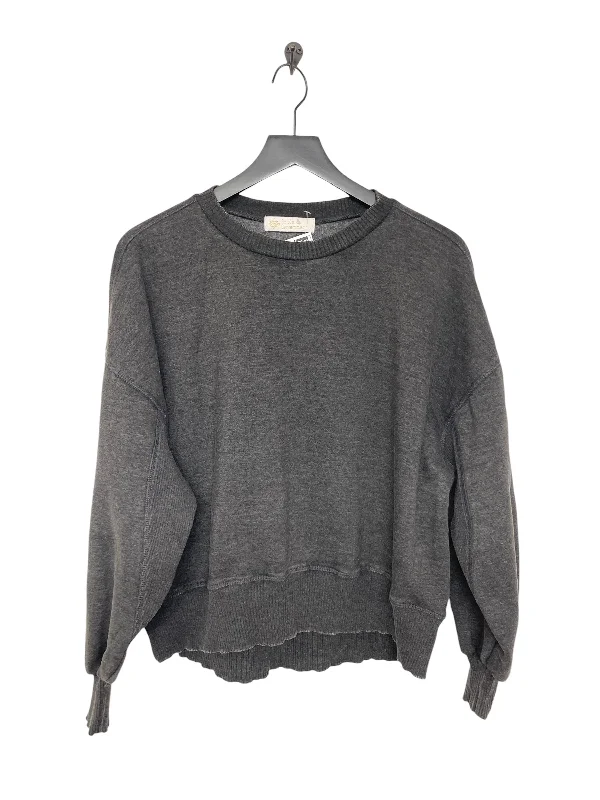 Sweatshirt Crewneck By Leela & Lavender In Grey, Size: M